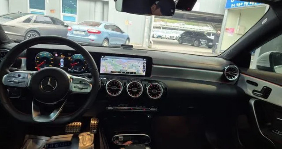 Mercedes-Benz Cla-Class 