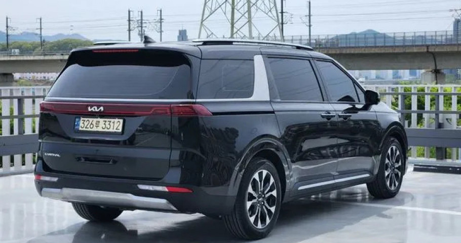 Kia Carnival 