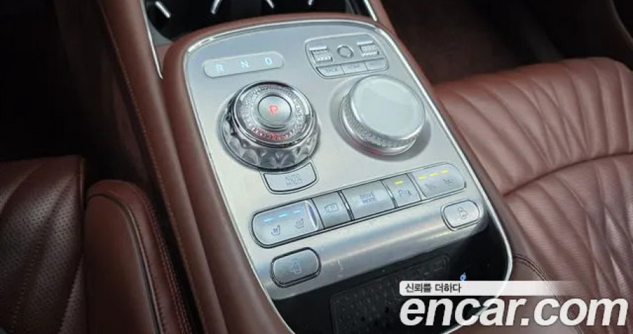 Genesis G90 