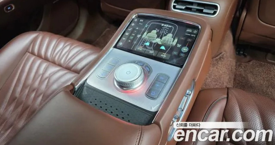 Genesis G90 