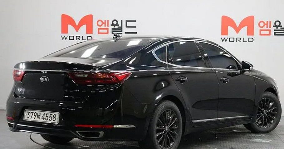 Kia K7 