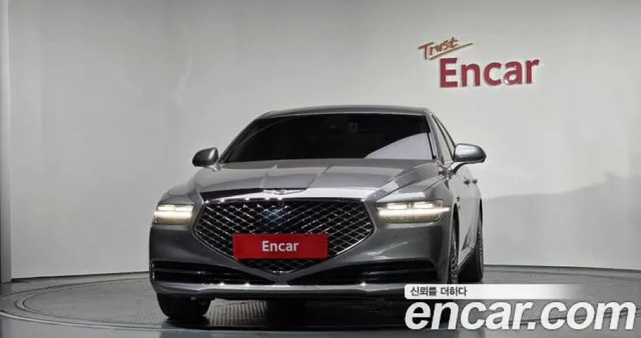 Genesis G90 