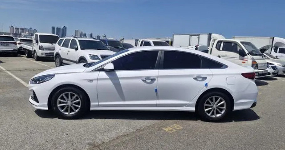 Hyundai Sonata 