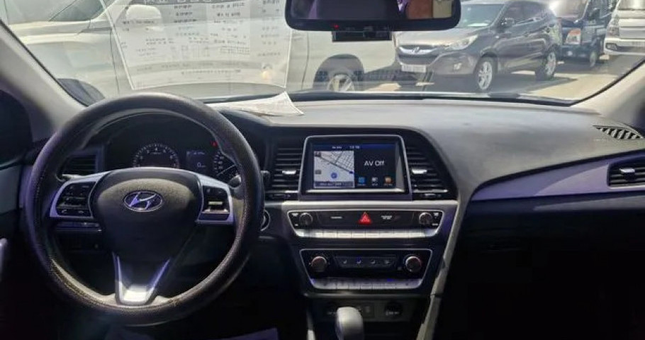 Hyundai Sonata 