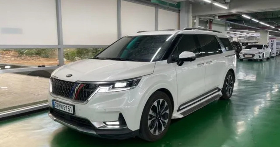 Kia Carnival 