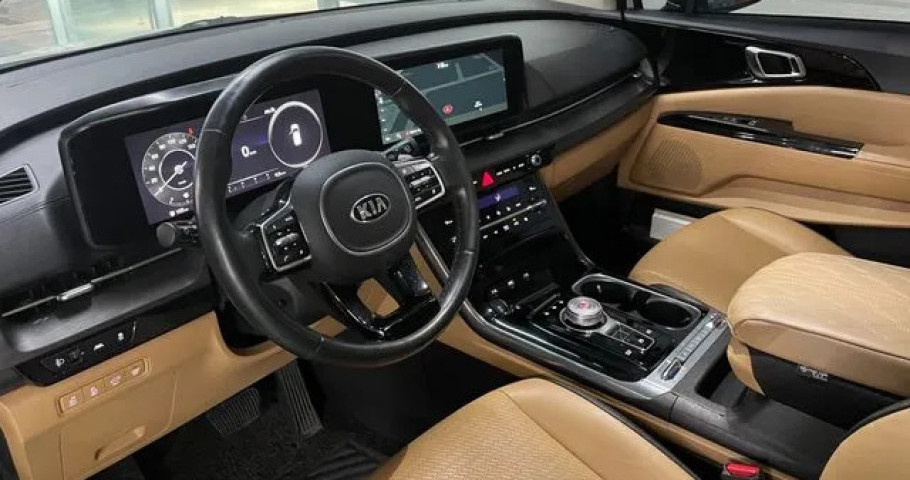 Kia Carnival 