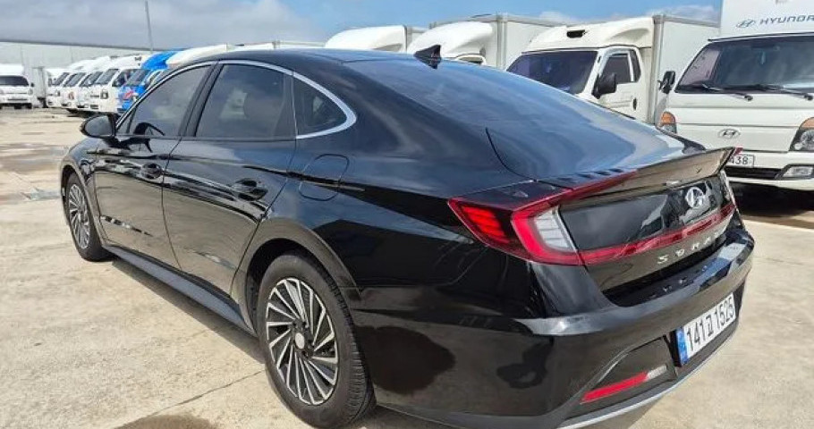 Hyundai Sonata 