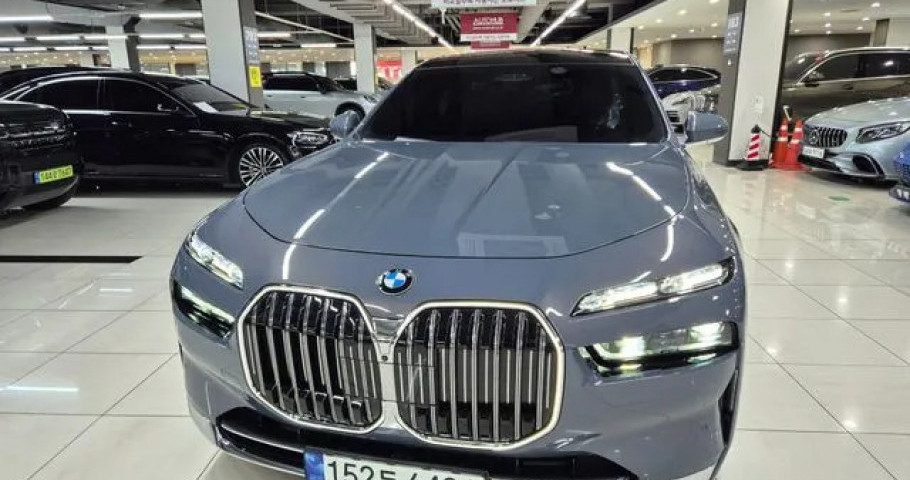 Bmw 7-Series 