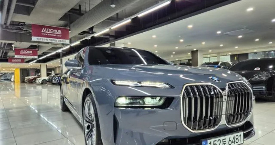 Bmw 7-Series 