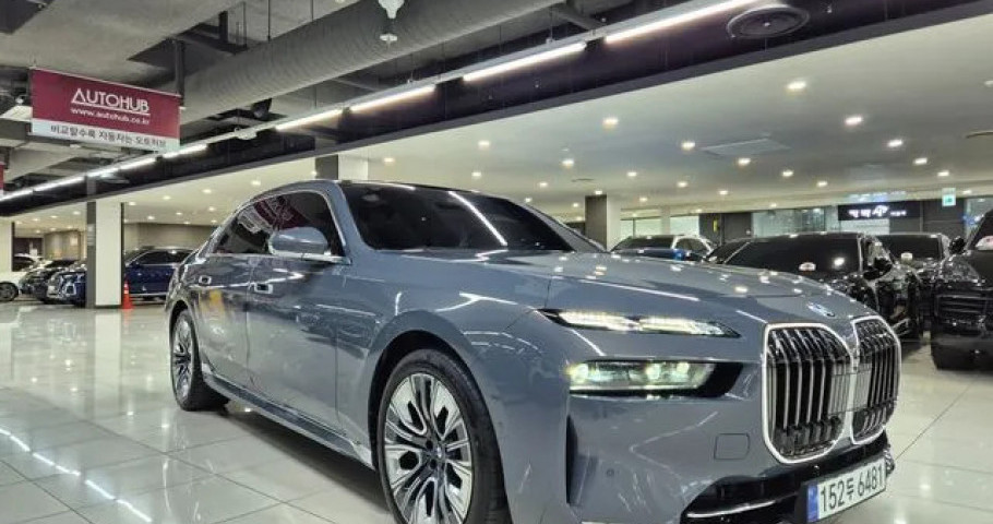 Bmw 7-Series 
