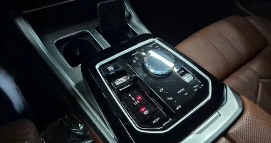 Bmw 7-Series 