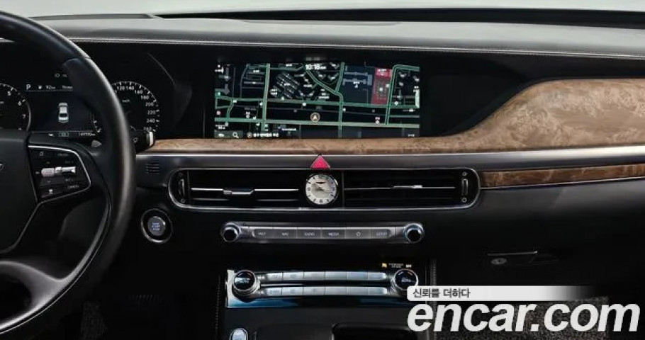 Genesis G90 