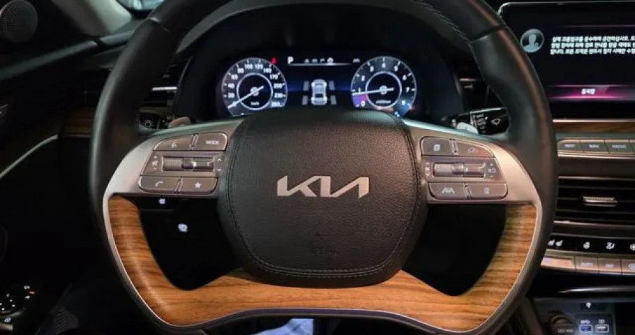 Kia K9 