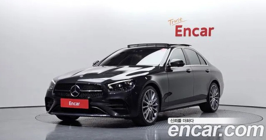 Mercedes-Benz E-Class 