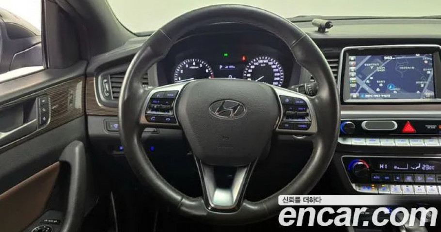 Hyundai Sonata 