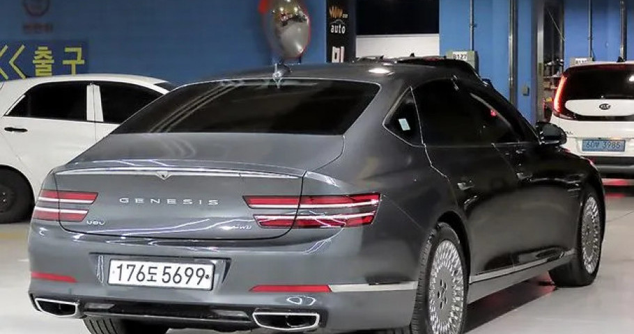 Genesis G80 