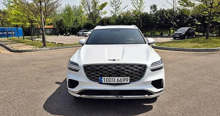Genesis Gv70 