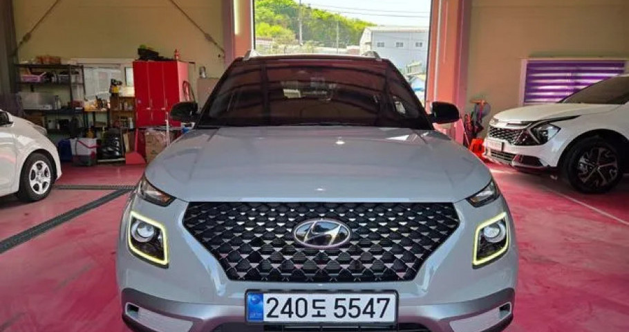 Hyundai Venue 