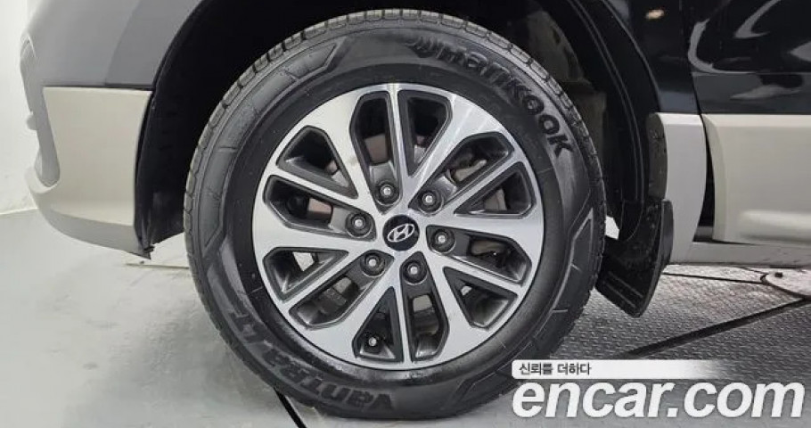 Hyundai Starex 