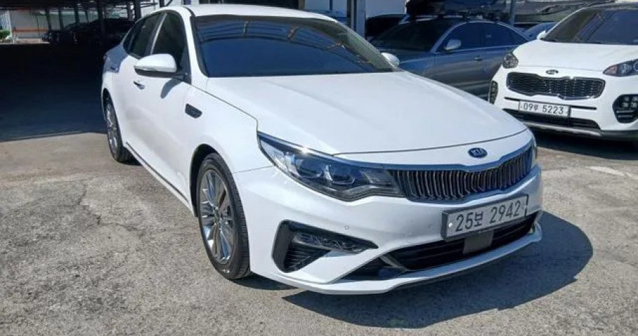 Kia K5 