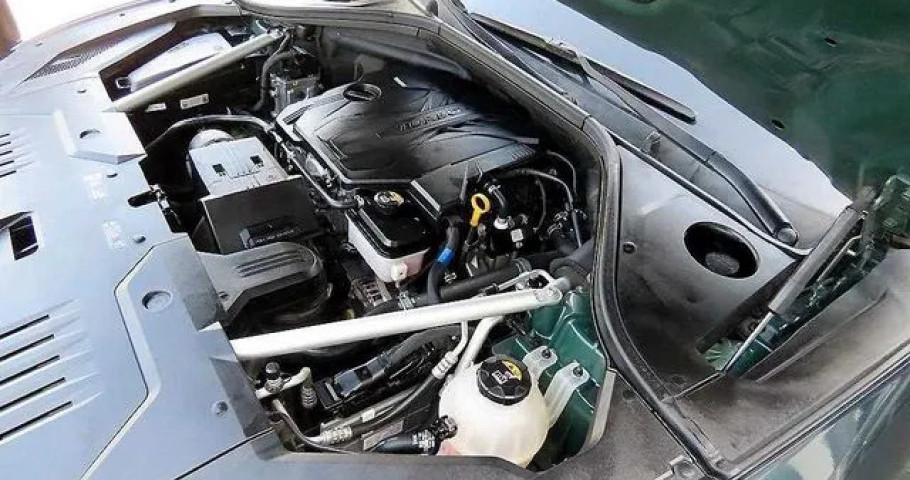 Genesis Gv70 