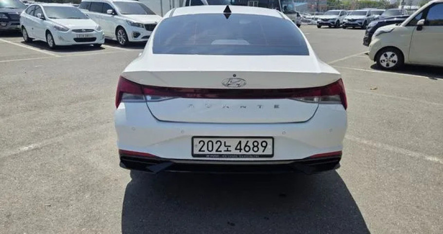 Hyundai Avante (Elantra) 