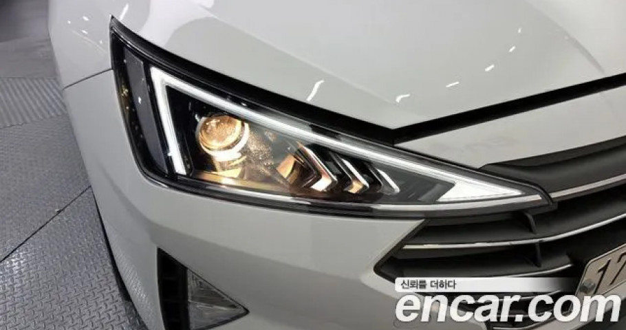 Hyundai Avante (Elantra) 