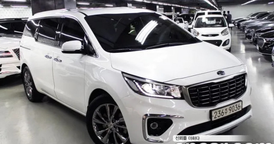 Kia Carnival 