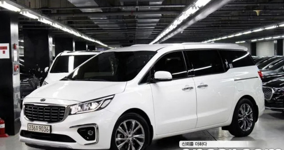 Kia Carnival 
