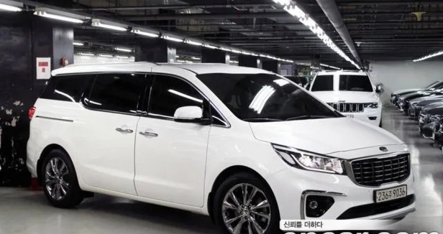 Kia Carnival 