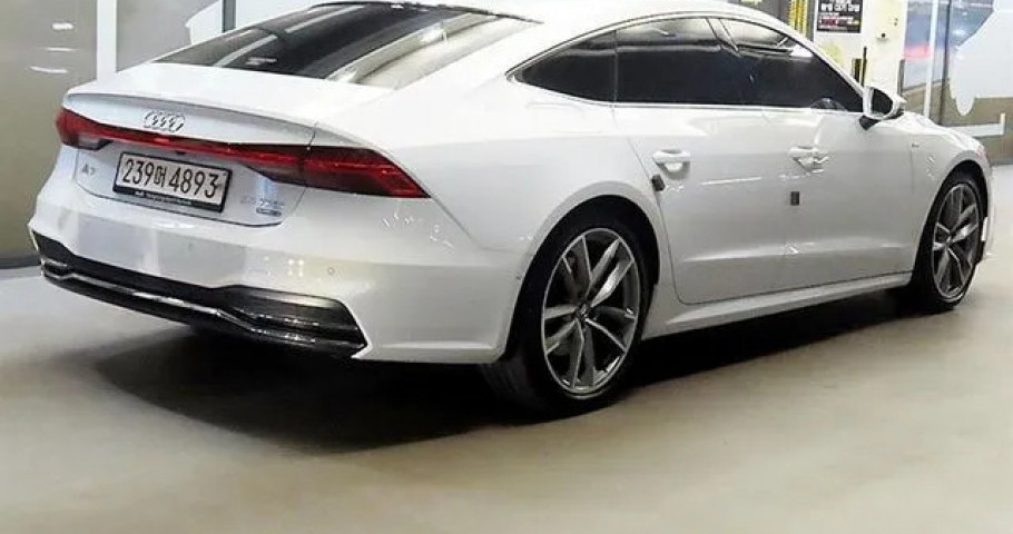 Audi A7 
