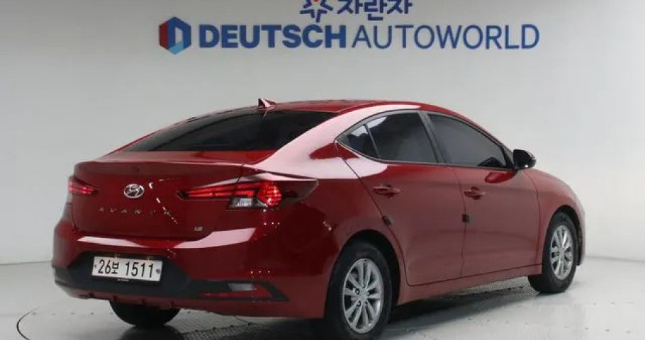 Hyundai Avante (Elantra) 