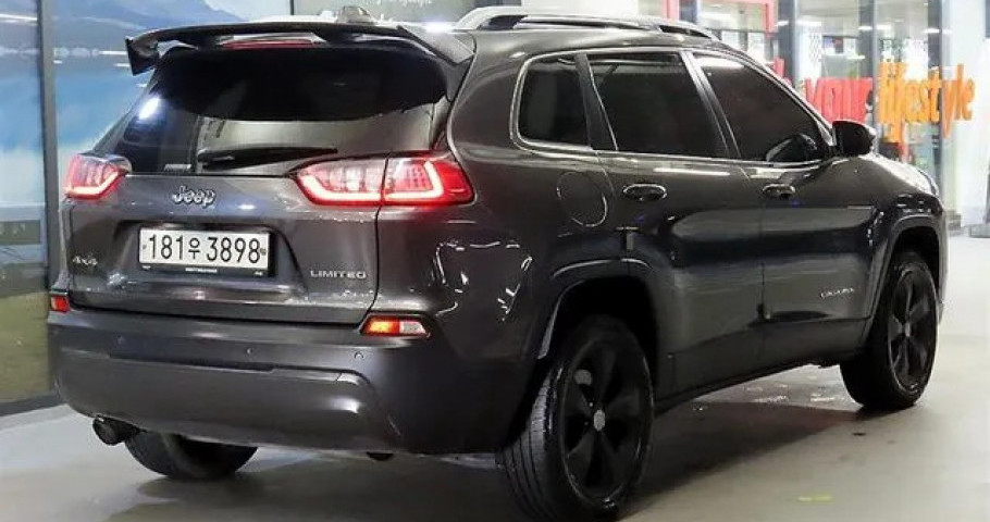 Jeep Cherokee 