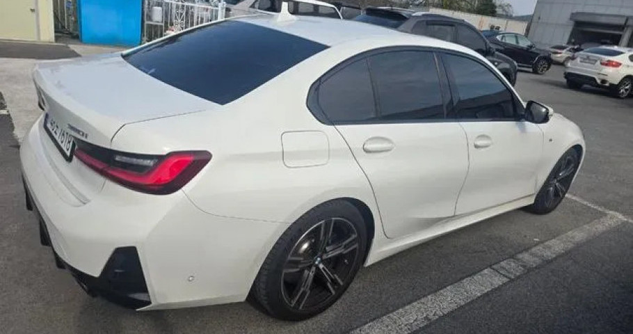 Bmw 3-Series 