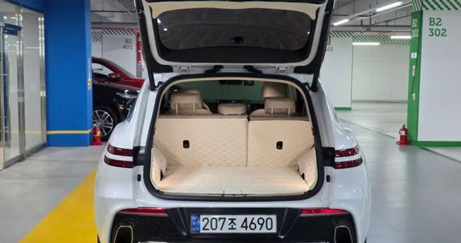 Genesis Gv70 