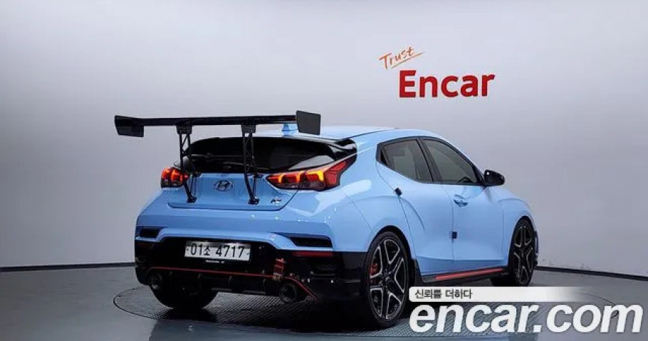 Hyundai Veloster 