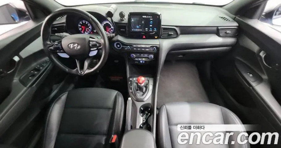 Hyundai Veloster 