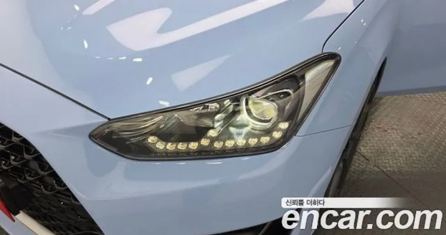 Hyundai Veloster 