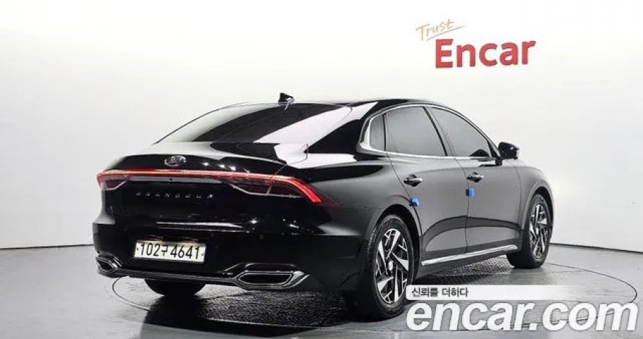 Hyundai Grandeur 