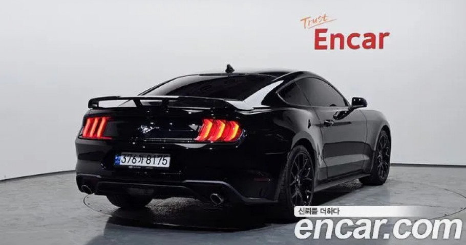 Ford Mustang 