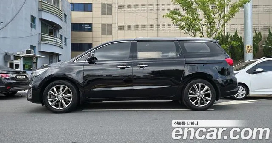 Kia Carnival 