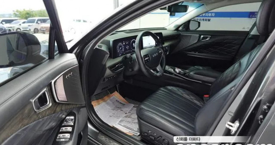 Kia K8 