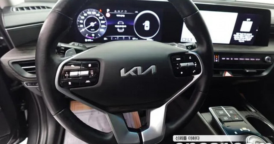 Kia K8 