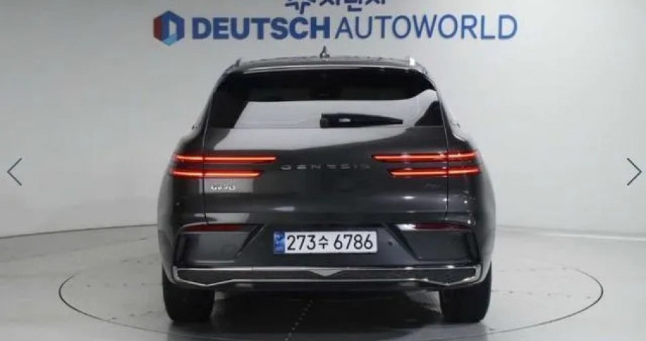 Genesis Gv70 