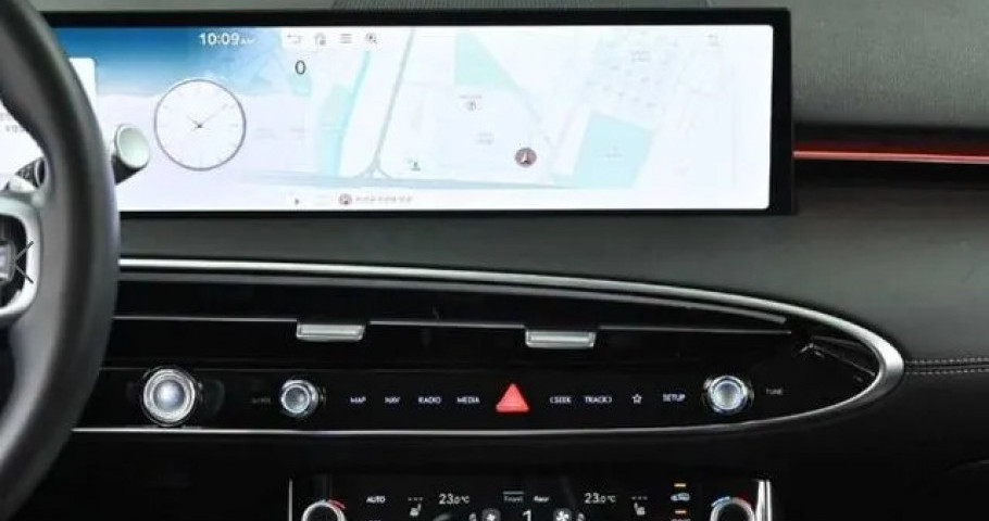 Genesis Gv70 