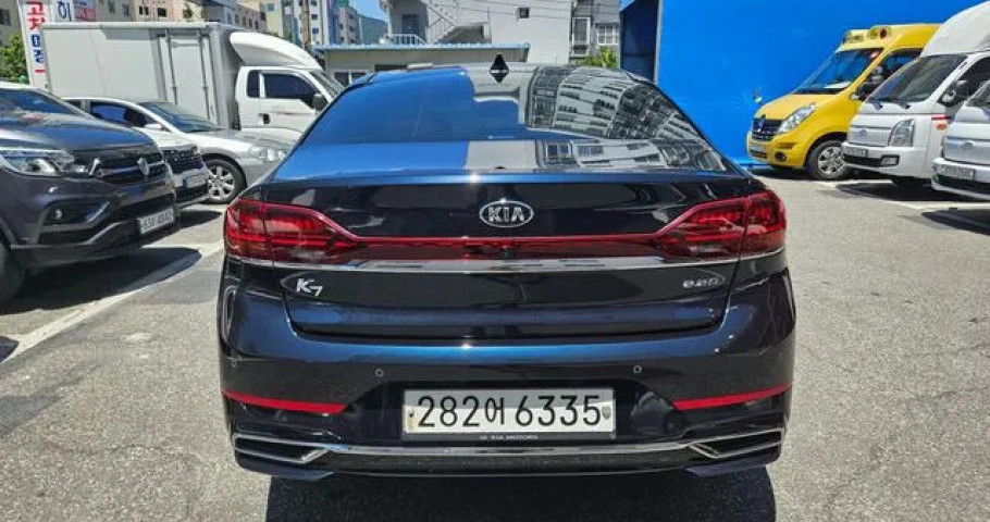 Kia K7 