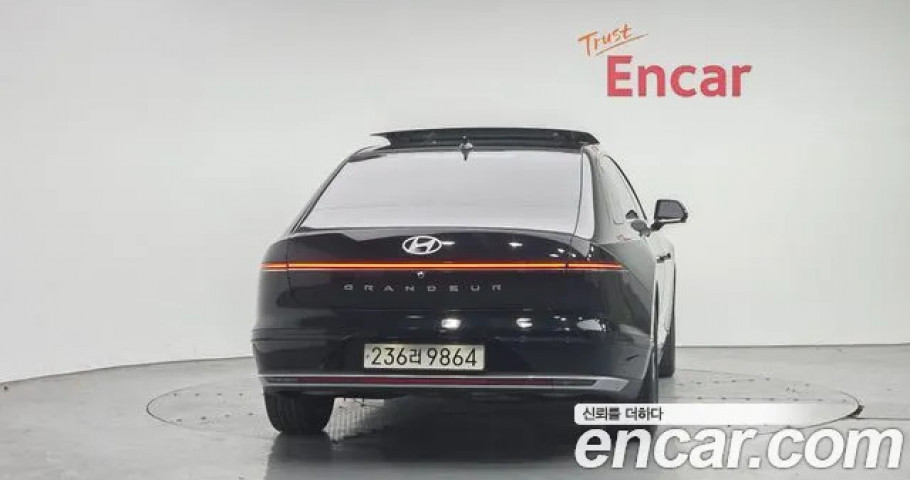 Hyundai Grandeur 