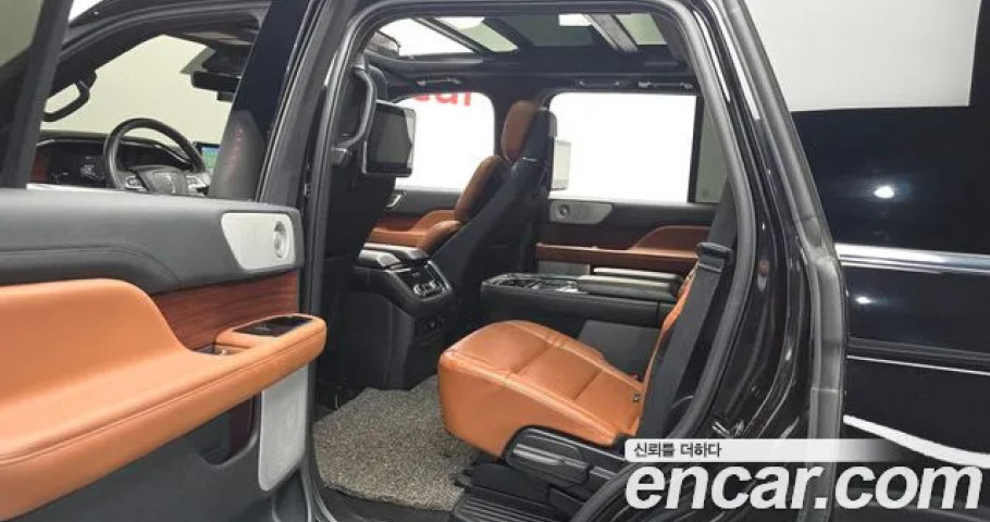 Lincoln Navigator 