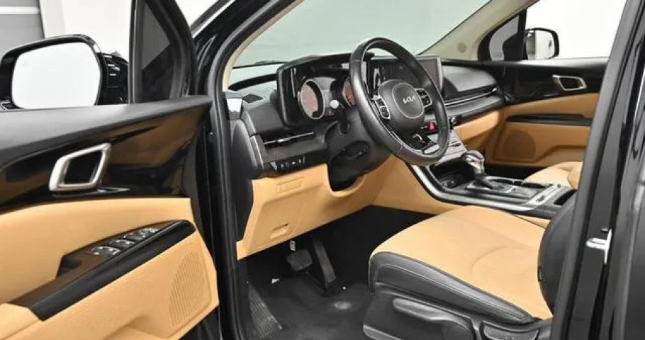 Kia Carnival 