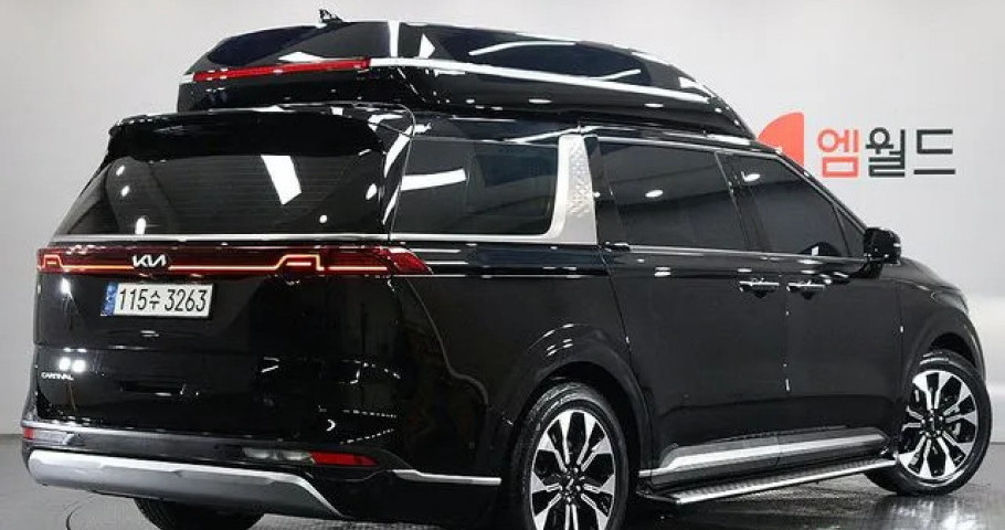 Kia Carnival 